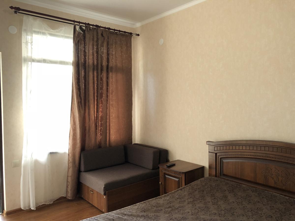 Cafe-Hotel Assir Pizunda Exterior foto